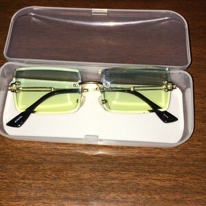 Diamond cut rimless rectangle sunglasses